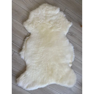 Hakiki 100% Koyun Derisi Post Halı 110X80 cm – Doğal Kürk – Yumuşak & Isı Yalıtımlı – Ev