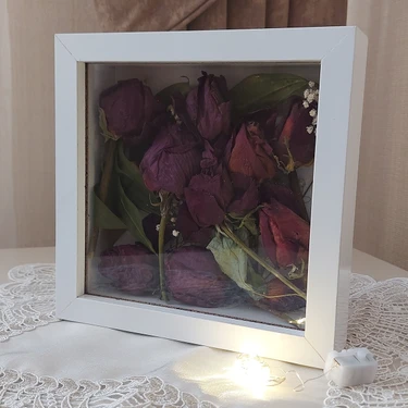 Verda Çerçeve Beyaz Ledli Çerçeve 20x20x5 cm Ahşap Moda Çiçek Şekilli Anı