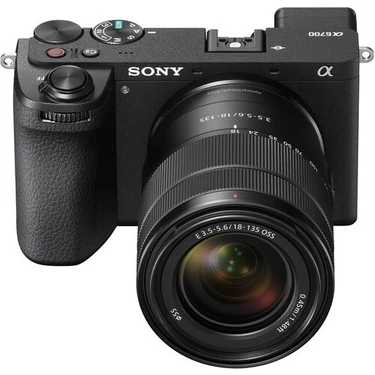 Sony A6700 18-135MM Kit / Ithalatçı